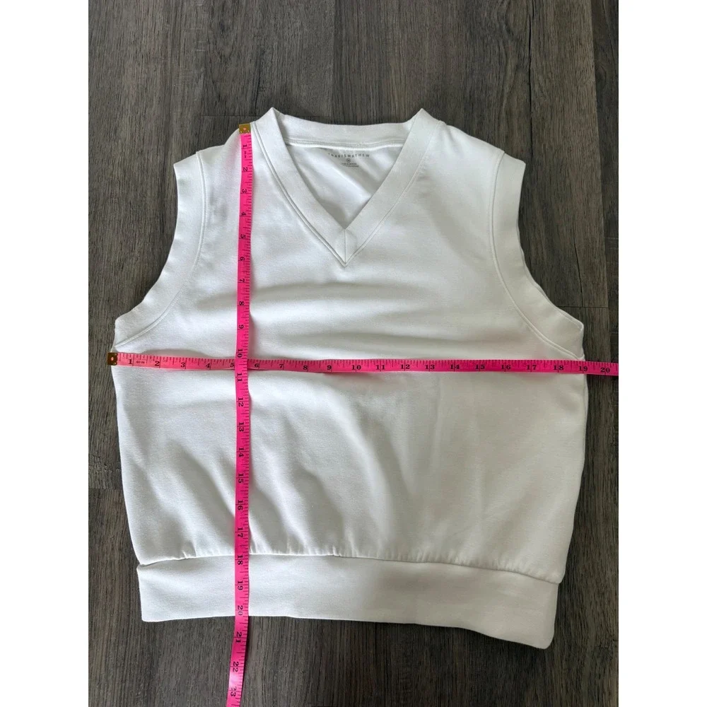 TravisMathew White V-Neck Sweater Vest Viscose Blend Womens Size Medium Golf